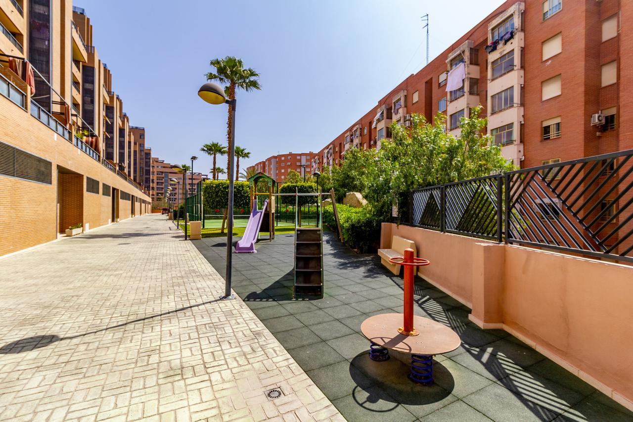 Realrent Puertomar Appartamento Alicante Esterno foto